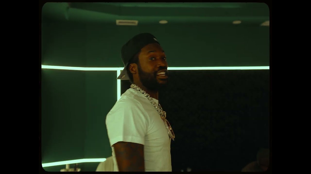 Meek Mill – HOW FAR WE CAME (Official Visualizer)